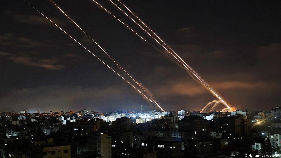 Ракеты, запущенные из Газы в сторону Израиля в ночь на 16 мая