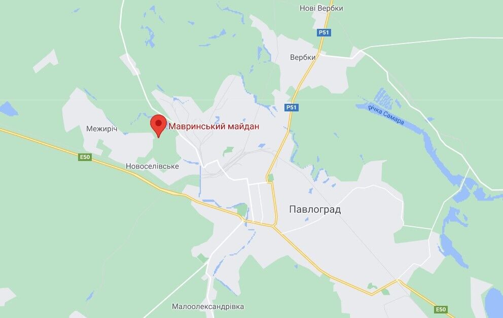 Мавринський майдан розташовано неподалік села Межиріч на Дніпропетровщині