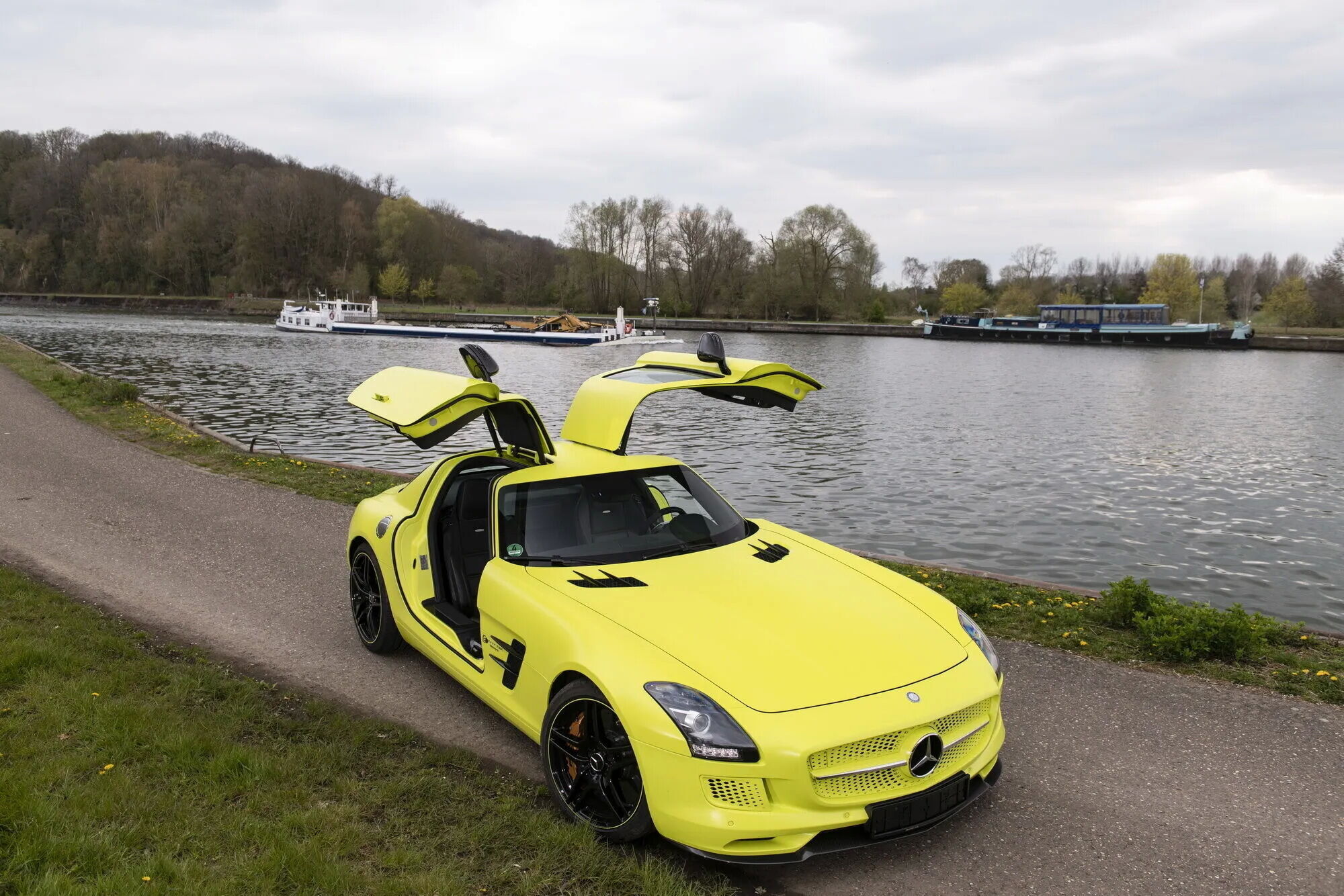 Электрическая версия SLS AMG Coupe Electric Drive.