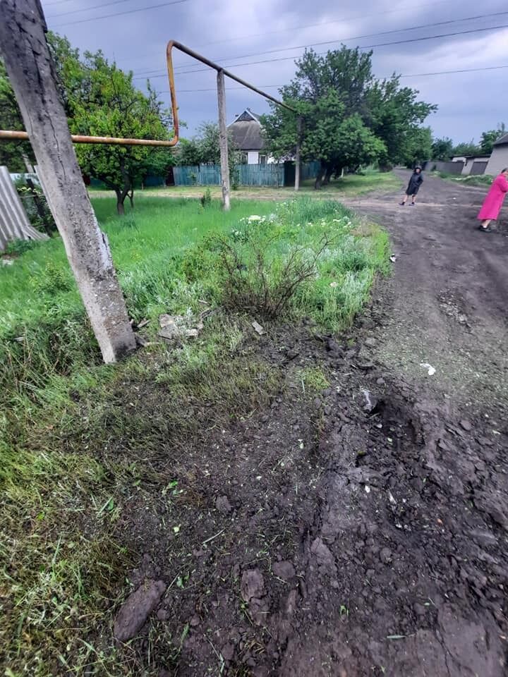 Терористи на Донбасі ракетами обстріляли мирне населення. Фото