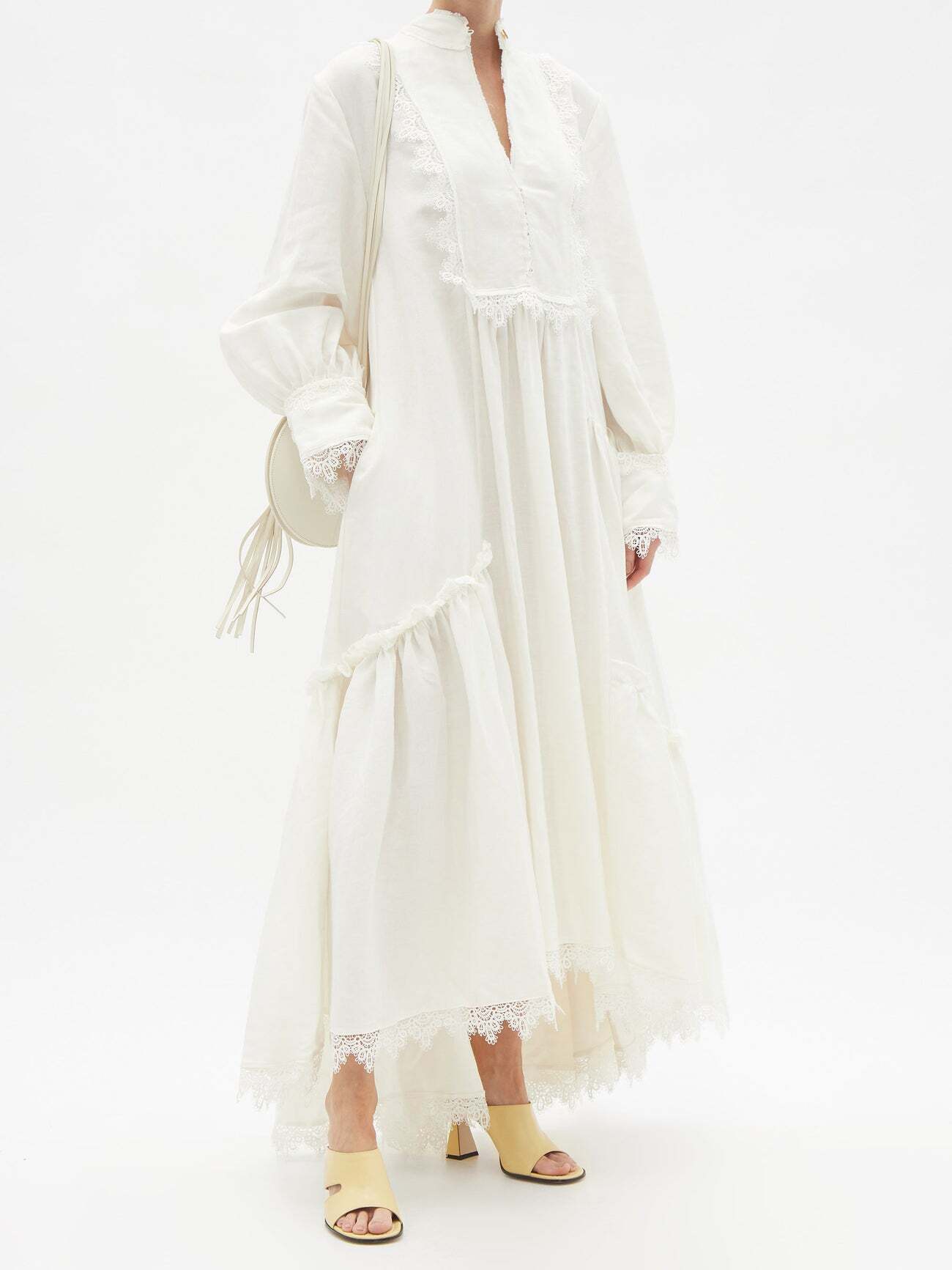 Модное белое хлопковое платье