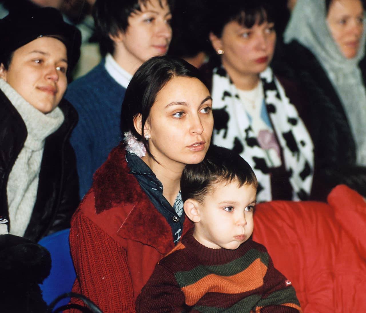 Павел Павлик в детстве вместе с мамой