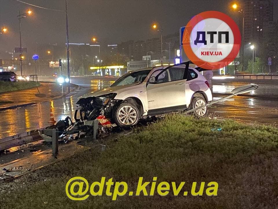 ДТП на Бажана в Києві