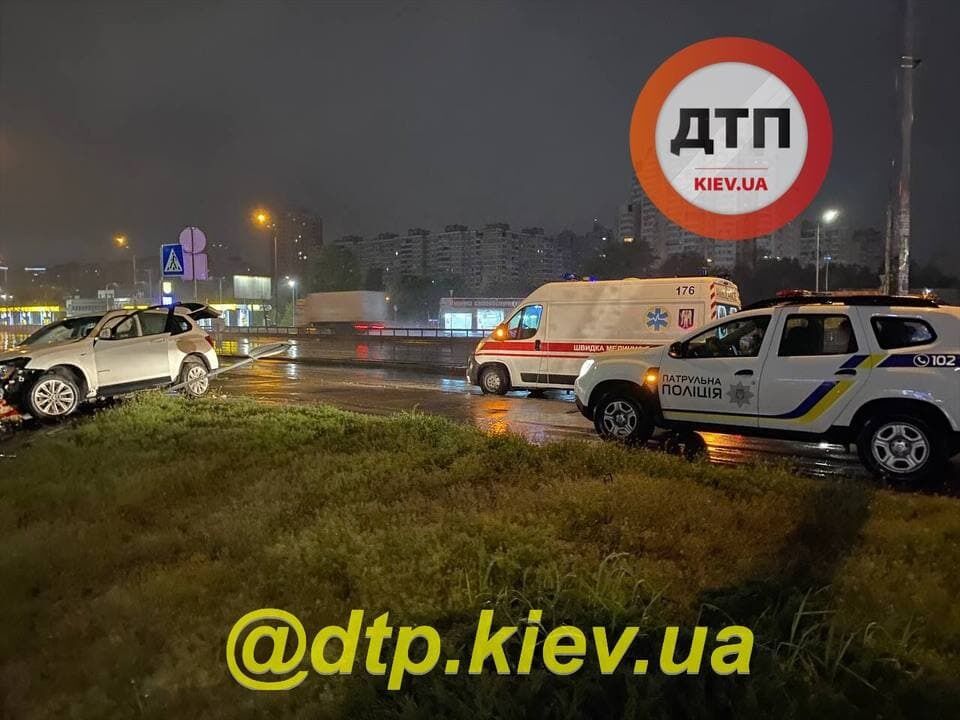 ДТП на Бажана в Киеве