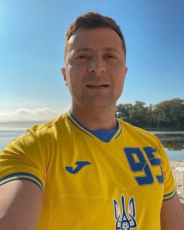 Владимир Зеленский заявил, что ему понравилась новая форма сборной Украины по футболу.