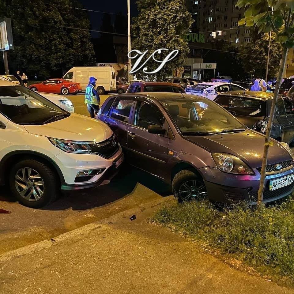 Попередньо, винуватицею ДТП виявилася водійка Nissan Juke.