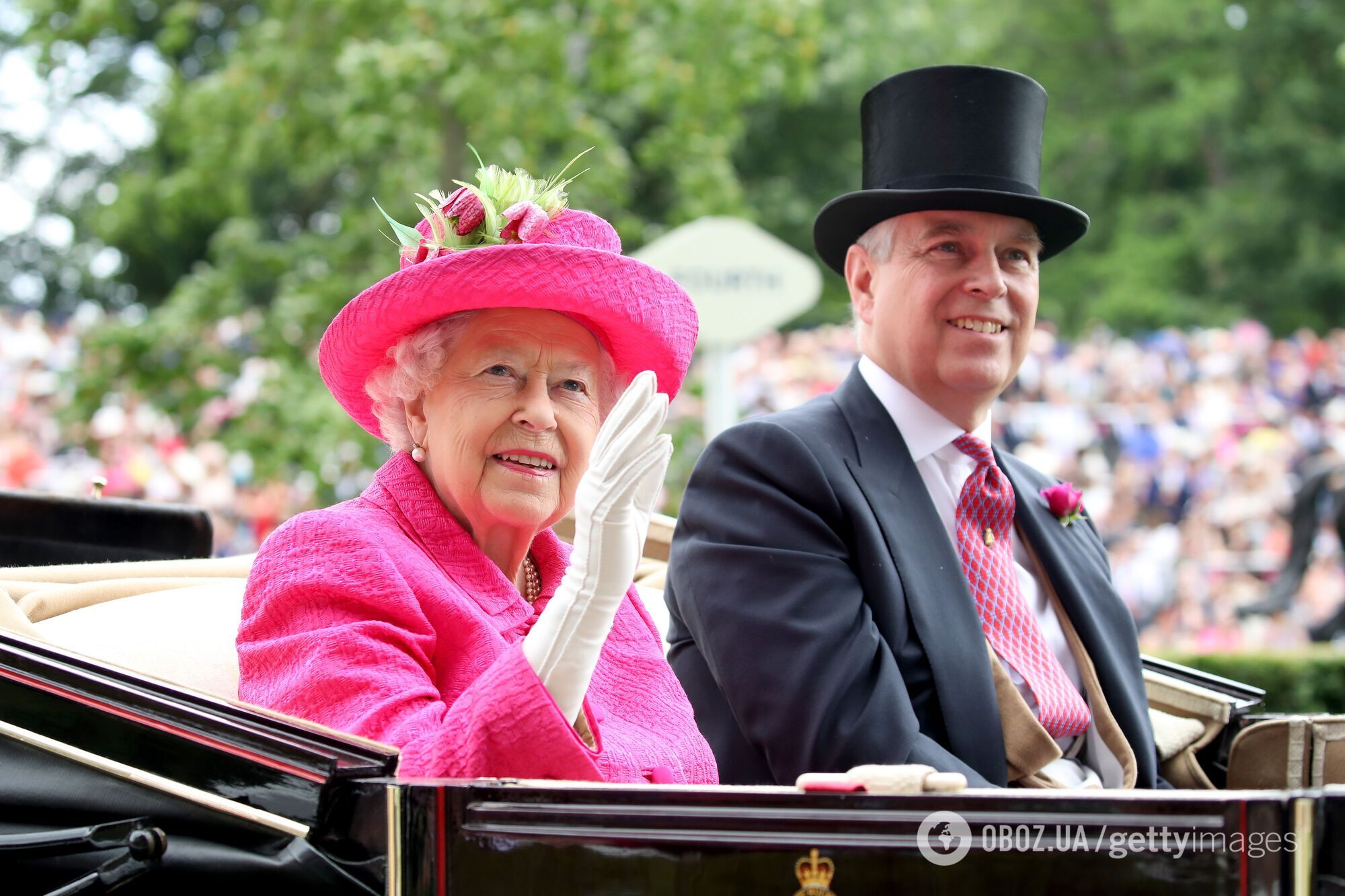 Королева в розовом наряде
