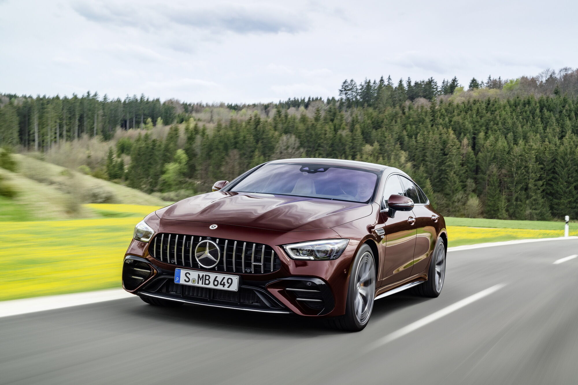 Ліфтбек AMG GT отримав в своє розпорядження найсучасніші технології