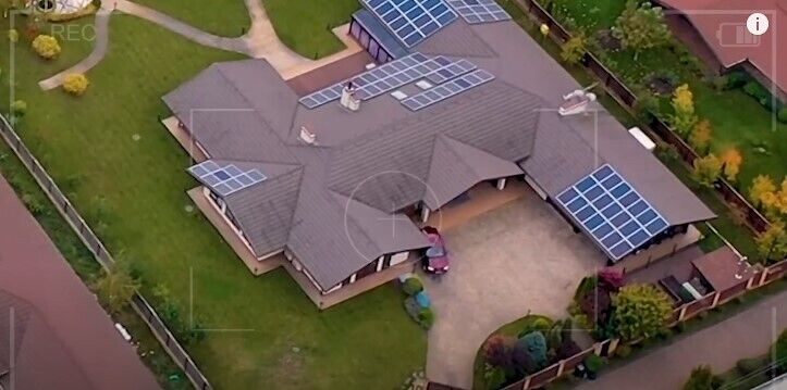 Дом Билык построен с солнечными батареями