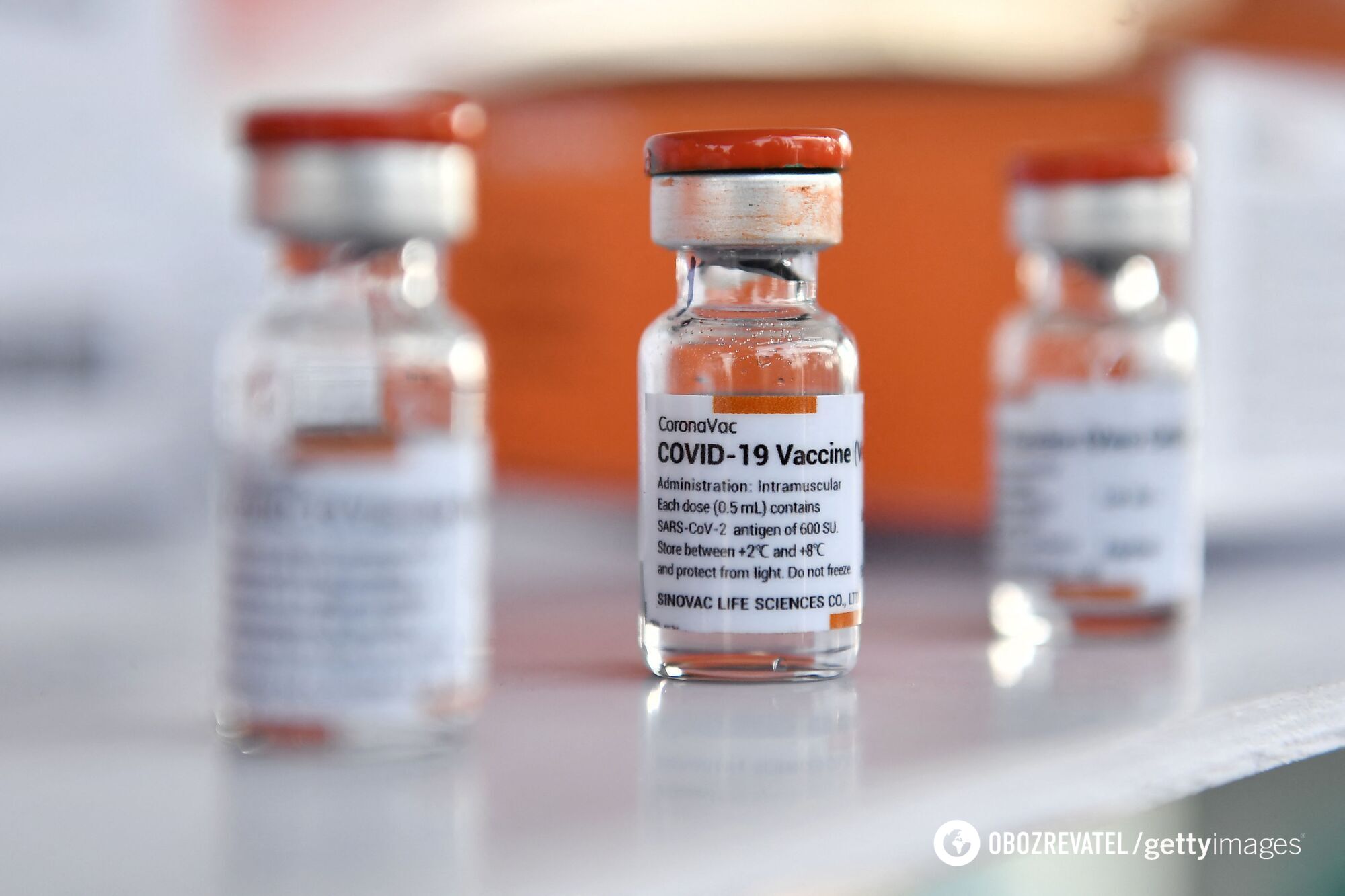 Вакцина від коронавірусу не впливає на ДНК людини.