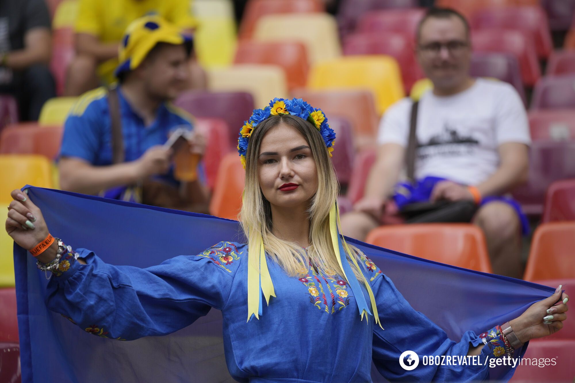 Українська вболівальниця на матчі Україна - Північна Македонія