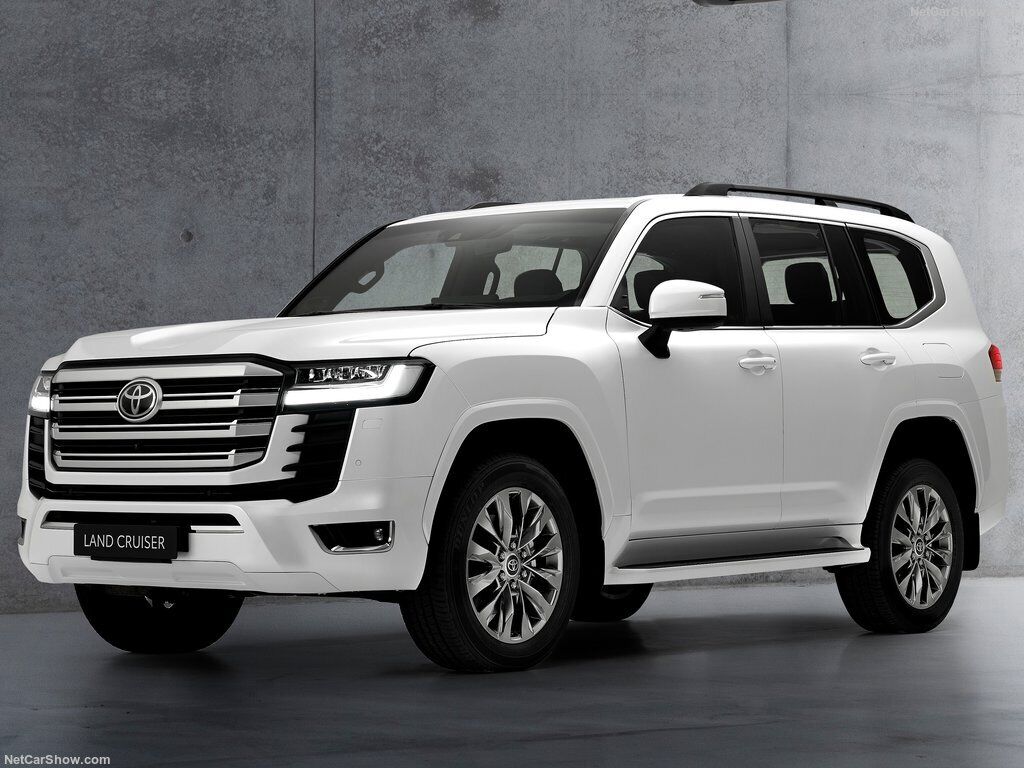 Новый Toyota Land Cruiser 300