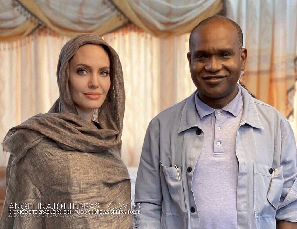 Анджеліна Джолі вирушила в Буркіна-Фасо.