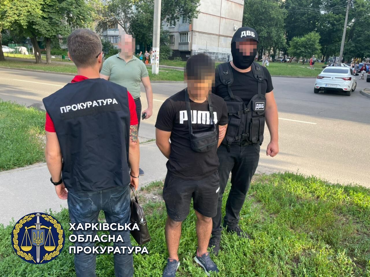 В Харькове поймали копа-"закладчика"