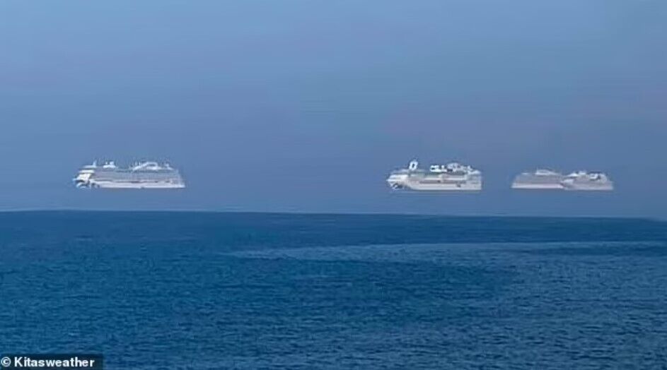 "Летючі" кораблі на Кіпрі.