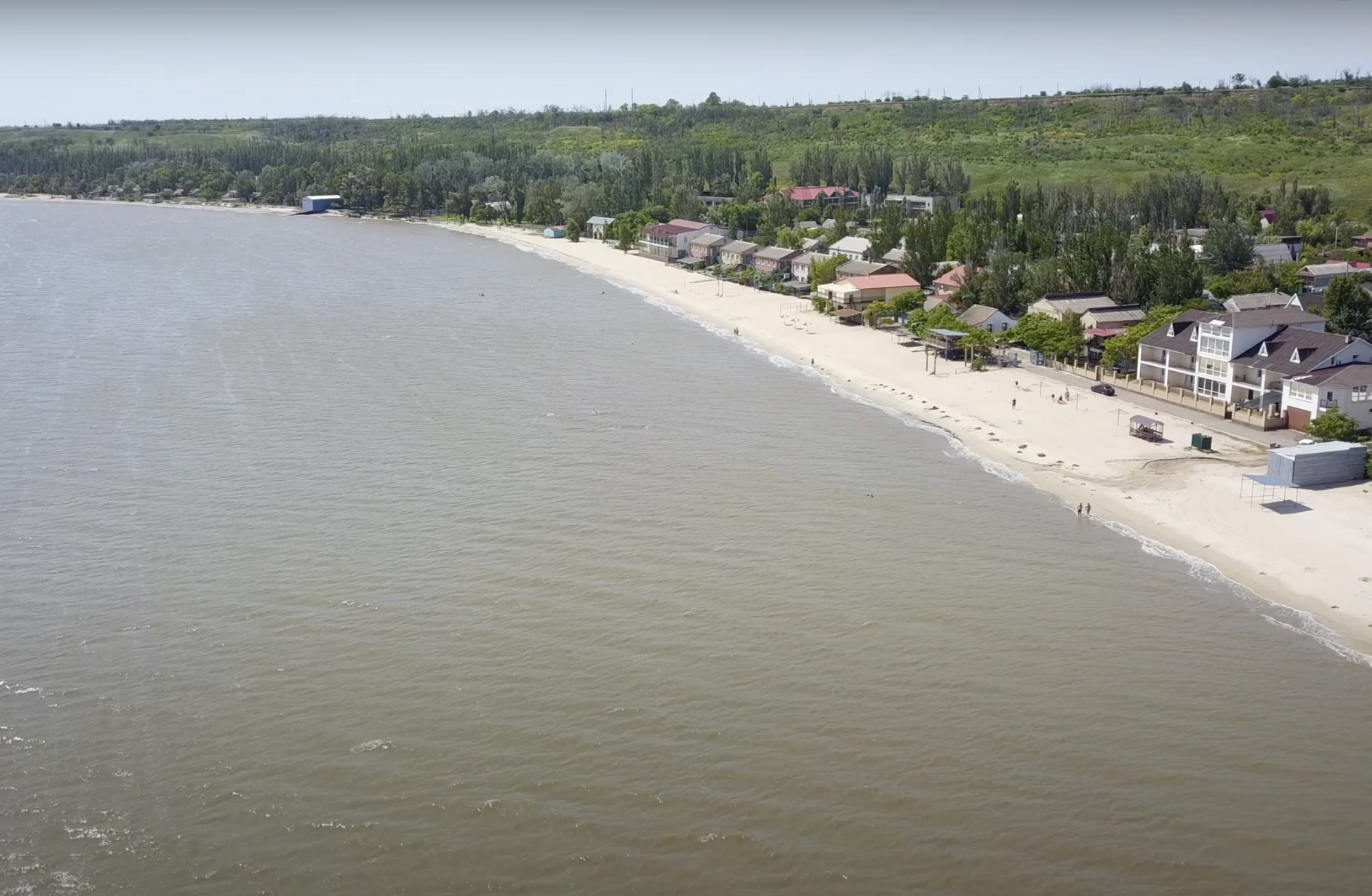 В Ялті мутне море, але немає хвиль