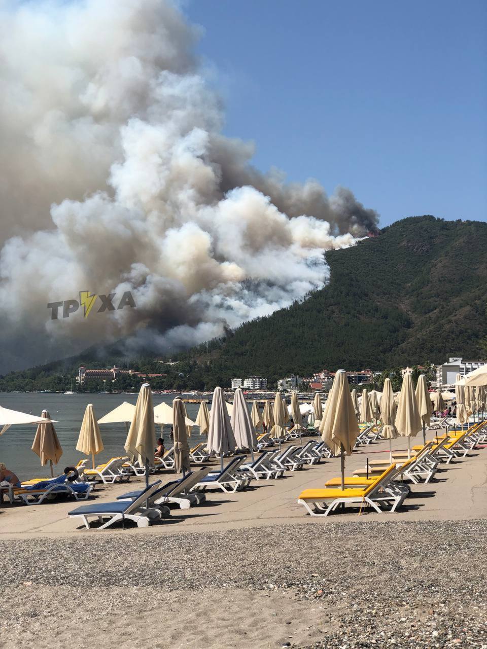 Пожар на курорте в Турции