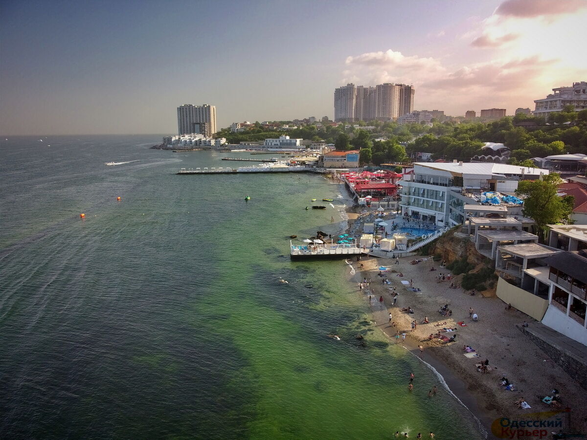 "Зеленое" море в Одессе