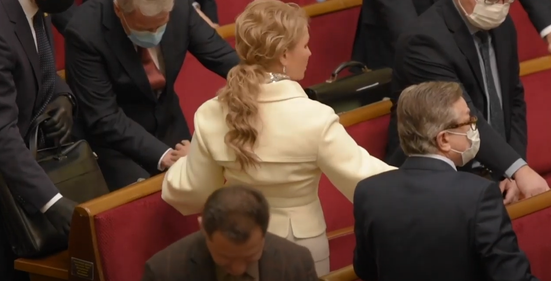 Тимошенко з новою зачіскою в Раді