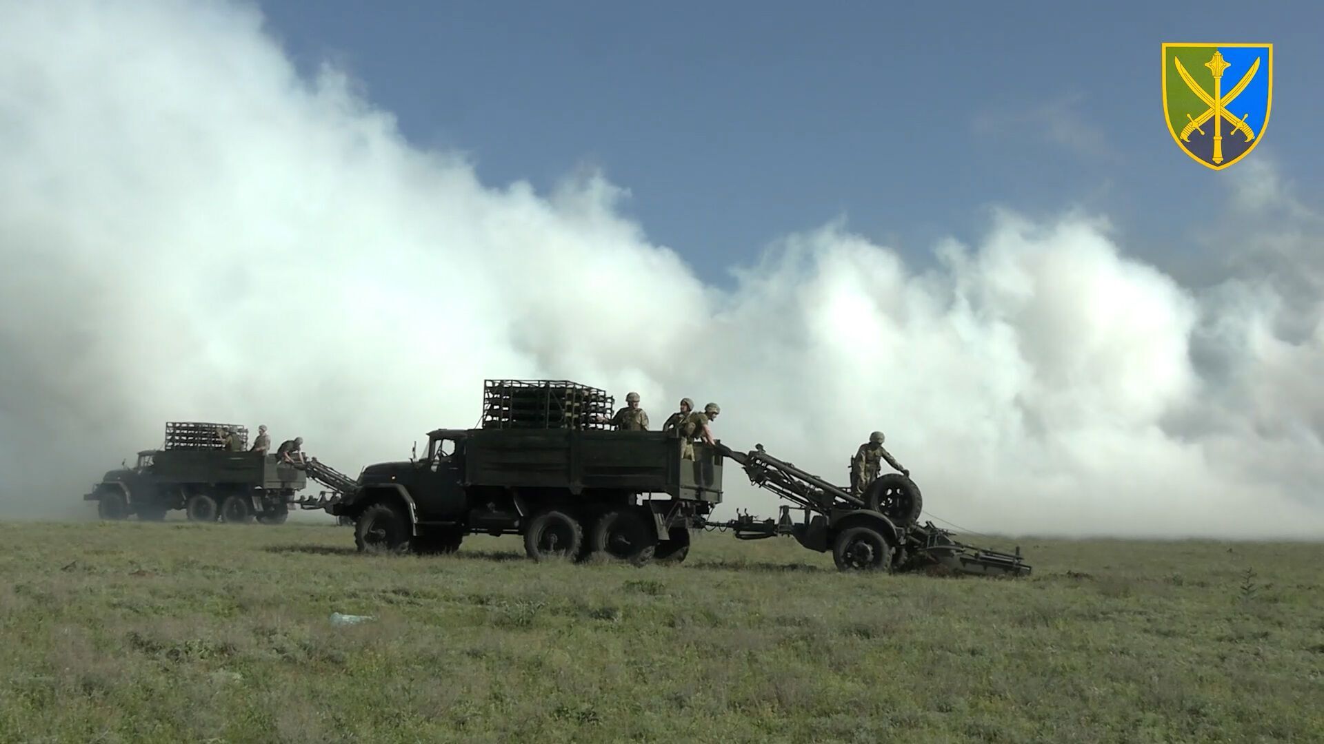 Украинские военные "заминировали" территорию возле Крыма. Фото и видео