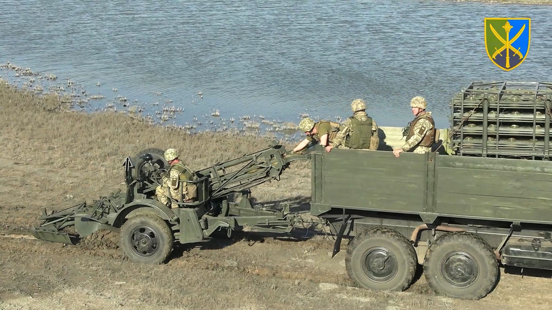 Украинские военные "заминировали" территорию возле Крыма. Фото и видео