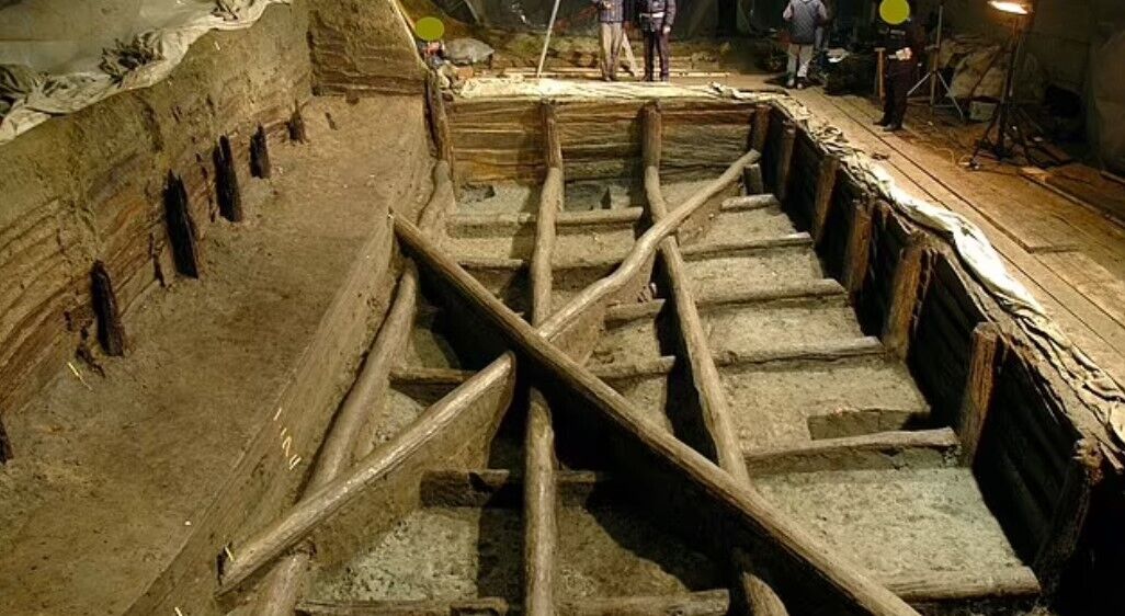 Стюарт Мэннинг использовал метод дендрохронологии, чтобы определить даты создания бассейнов