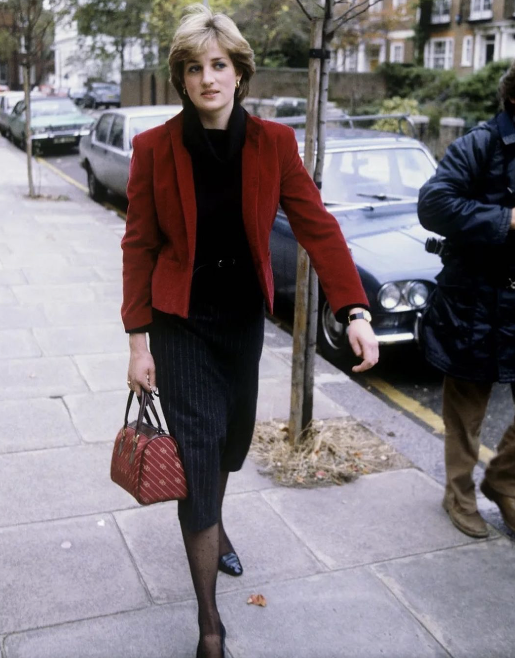 У 1980 році Діана обрала червоний блейзер і сумку