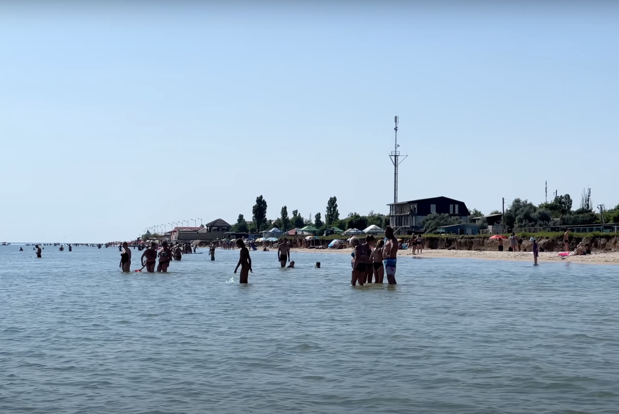 В Приморском мало людей на пляжах.