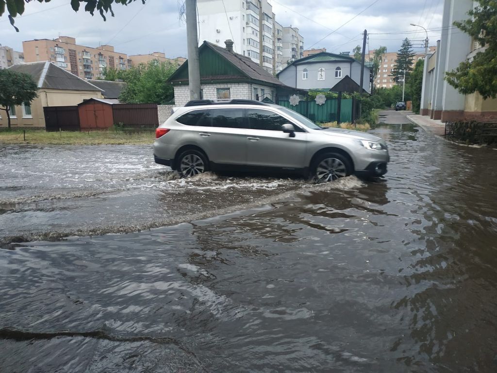 Черкассы затопило после ливня.