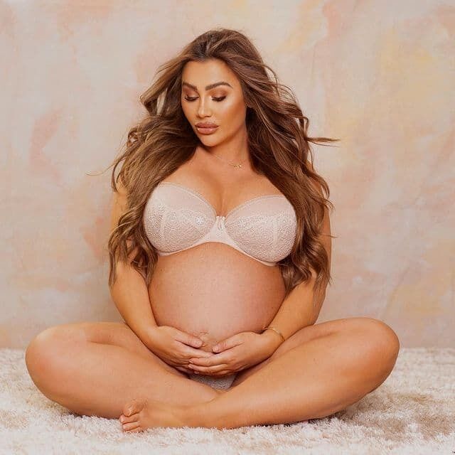 Беременная Лорен Гуджер