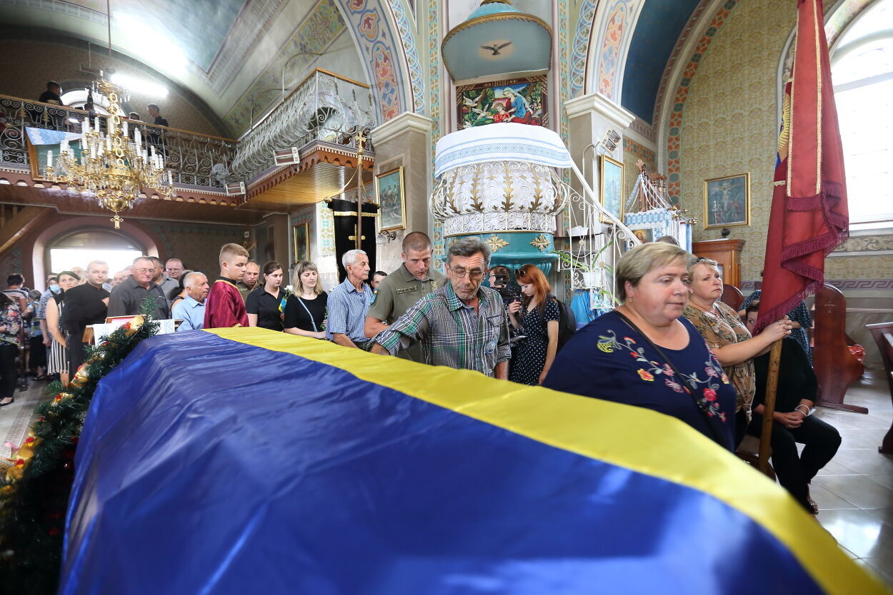 Церемонія прощання з Володимиром Яськівим.