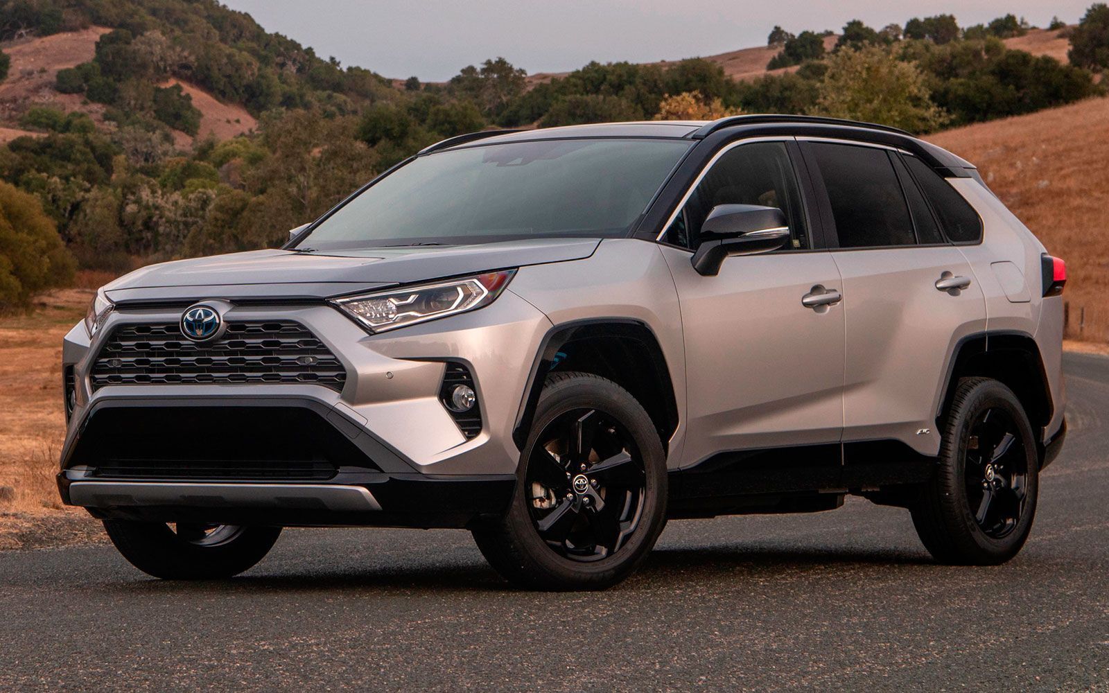 Украинцы обожают RAV4