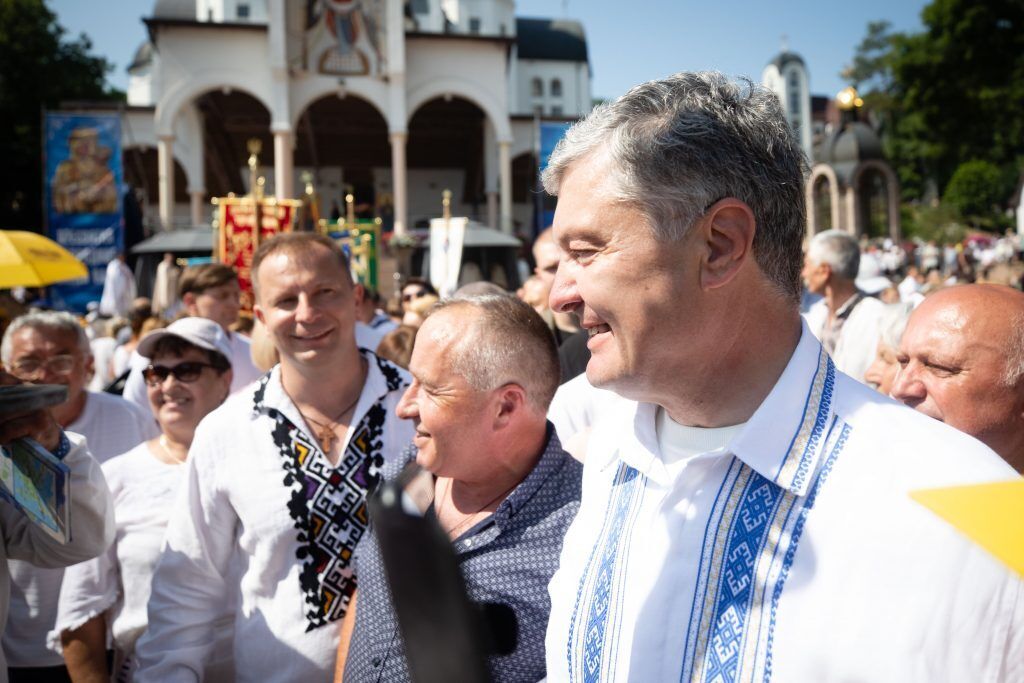 Порошенко принял участие в традиционном Всеукраинском паломничестве. Фото