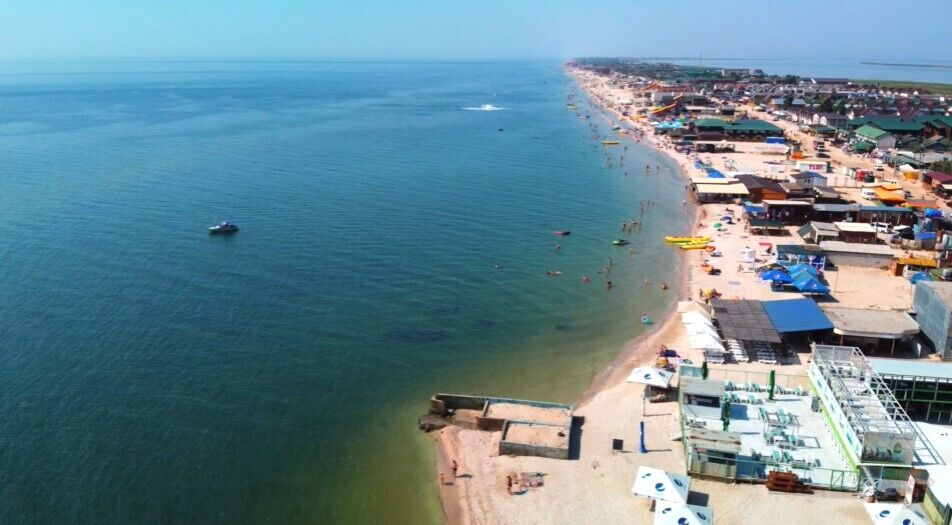 Узбережжя Азовського моря.