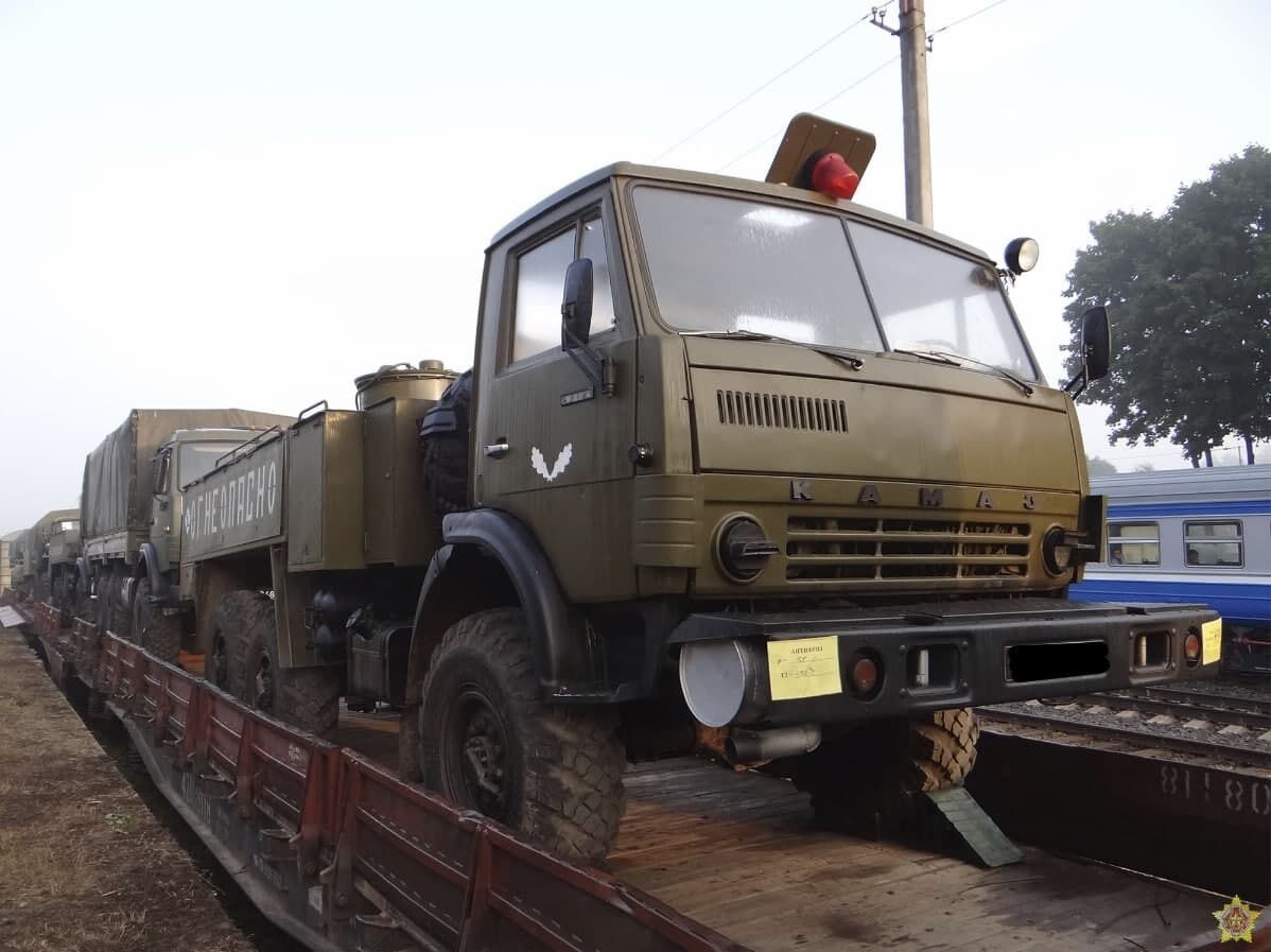 Військова техніка прибула до Білорусі.