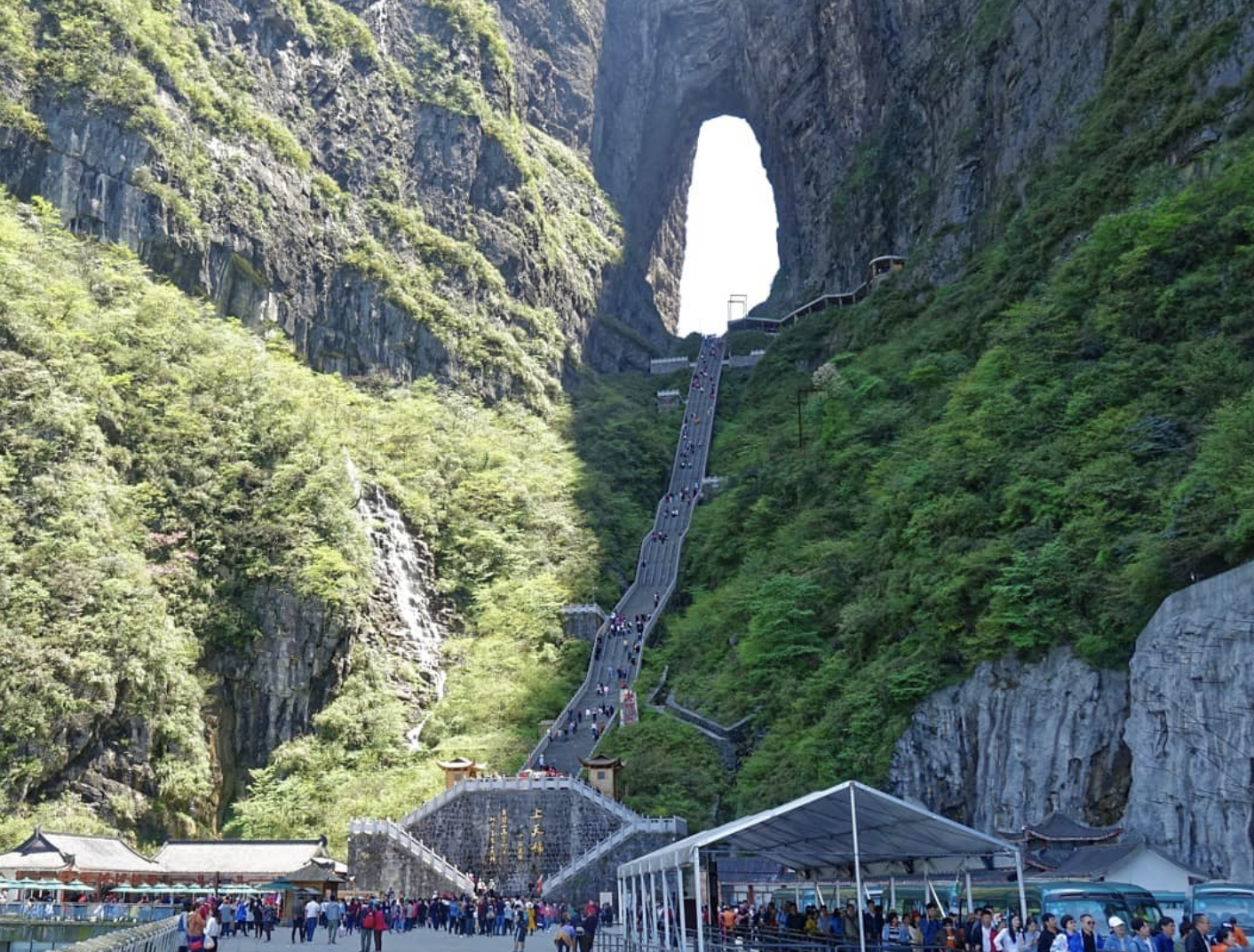"Небесные ворота" в Китае.