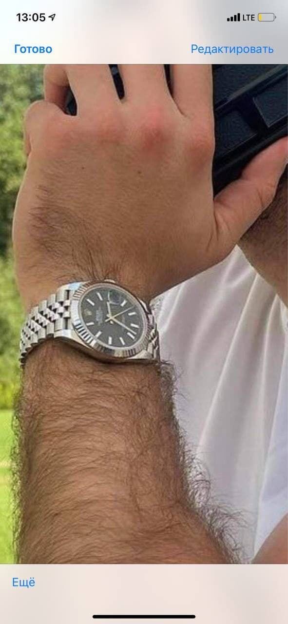 Краснов-молодший засвітив годинник на своїй сторінці в Instagram