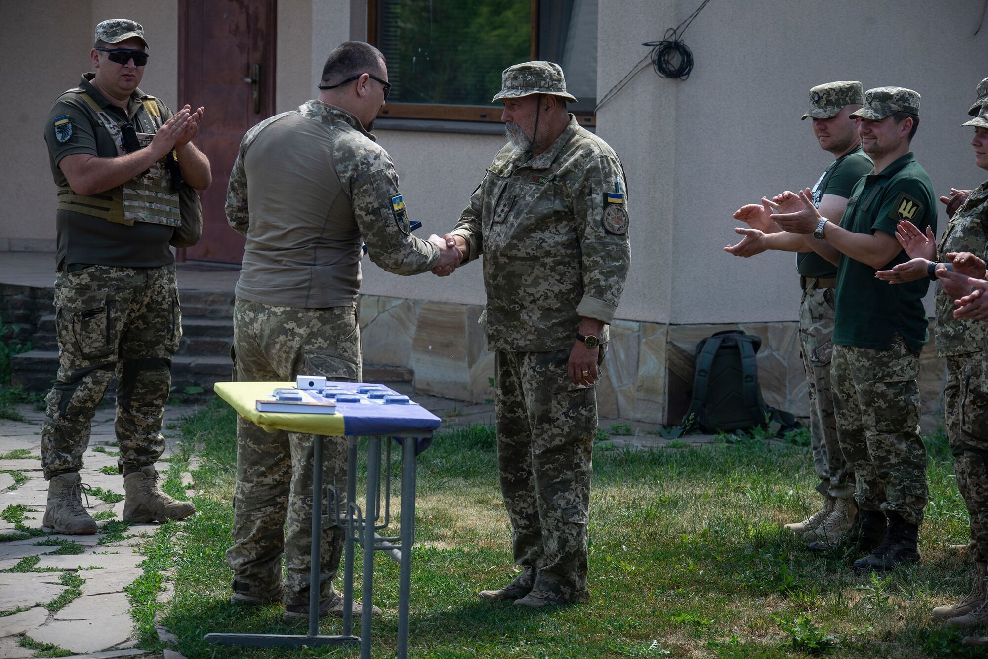 Вручение звания Письменному