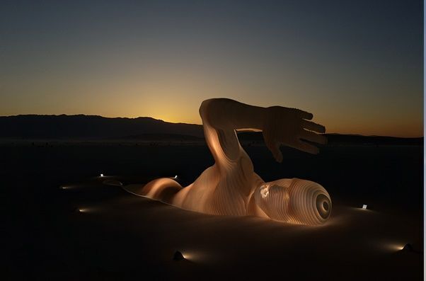Так виглядатиме скульптура в пустелі Невади у 2022 році.