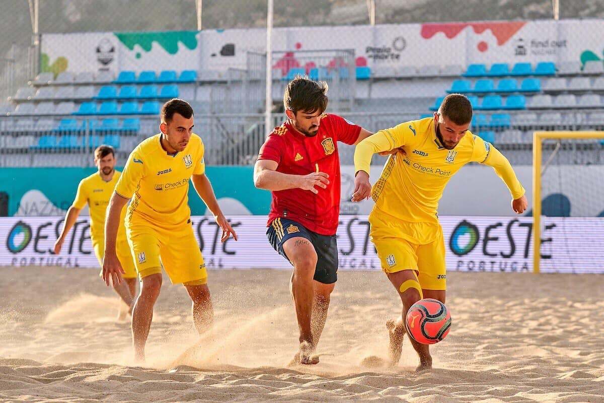 Збірна України з пляжного футболу програла Іспанії у фіналі відбору