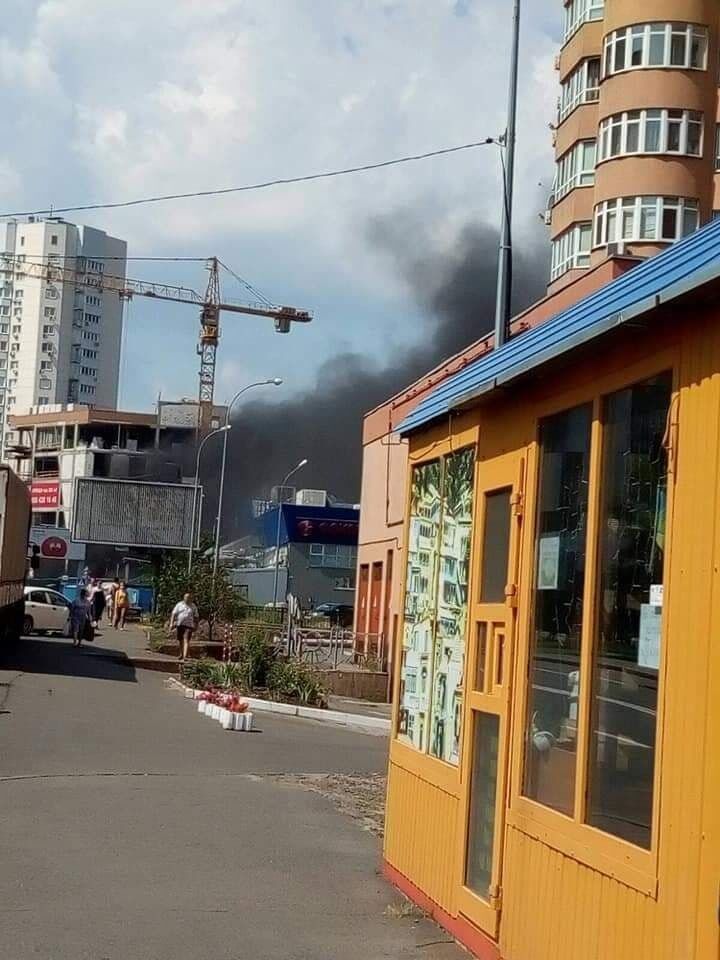 Пожежу було видно здалеку.