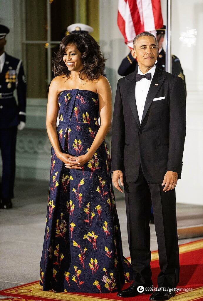 Мишель Обама в цветочном луке