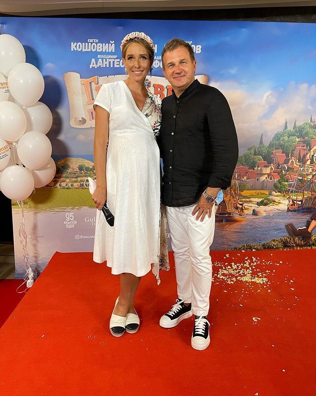 Юрий Горбунов и Катя Осадчая на премьере кино.