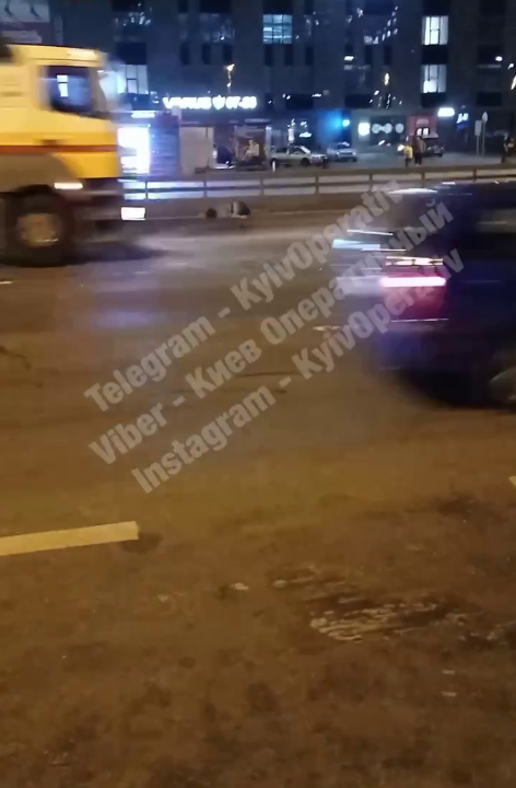 ЧП произошло на проспекте Бажана в Киеве