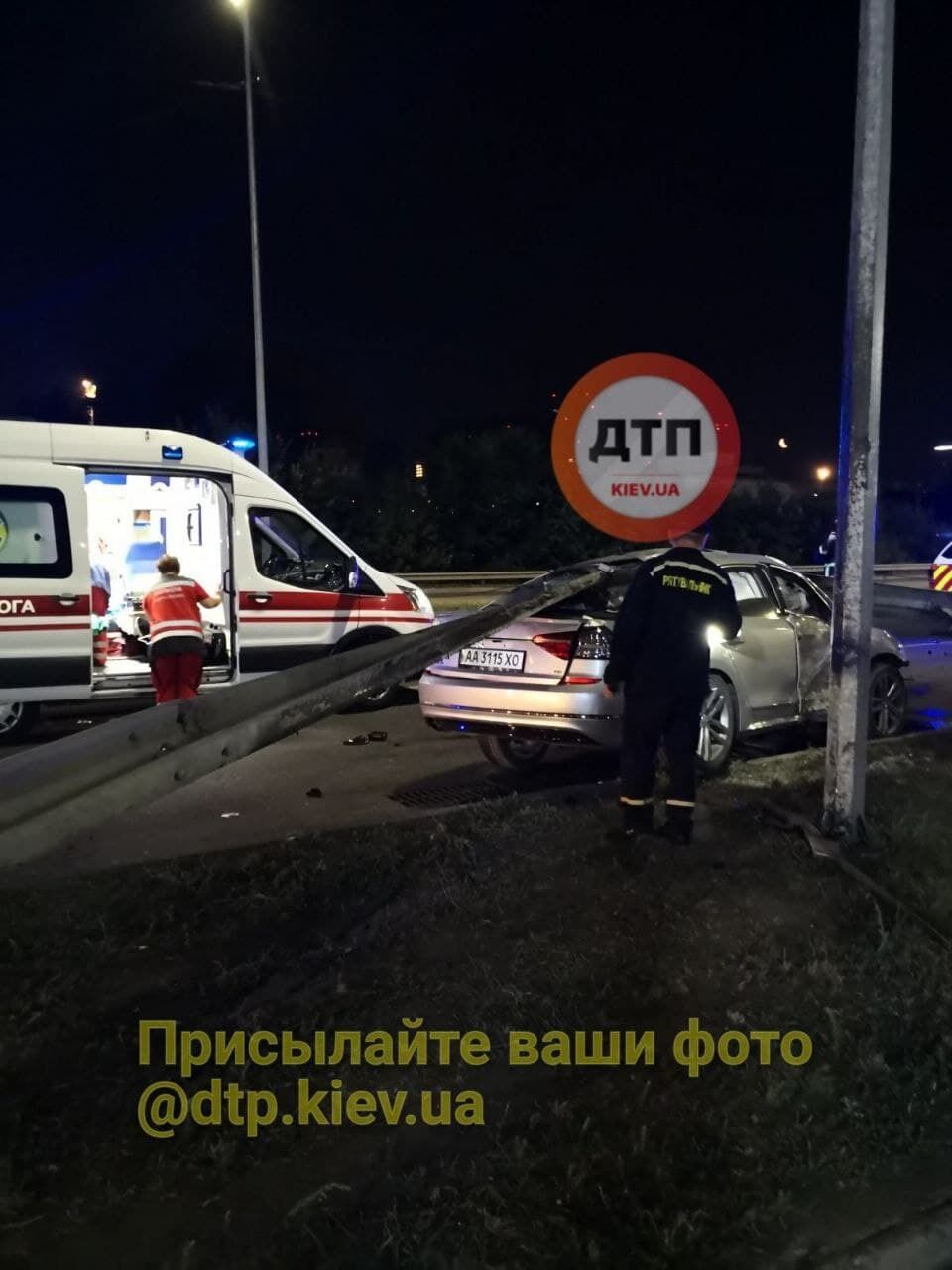 Водій отримав травми та був госпіталізований.