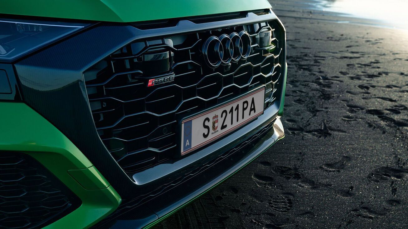 Audi RS Q8 стоит минимум 4 млн грн.