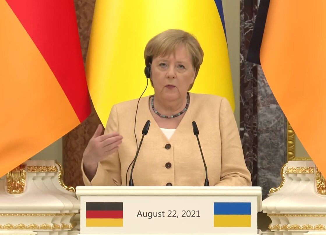 Меркель высказалась насчет "СП-2".