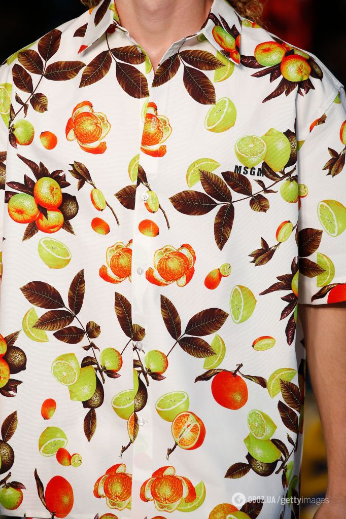 Рубашка с фруктовым принтом