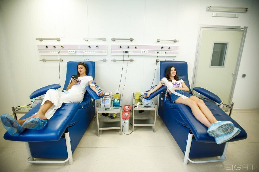 Представниці конкурсу "Міс Україна" стали донорами крові для дитячої лікарні "Охматдит"