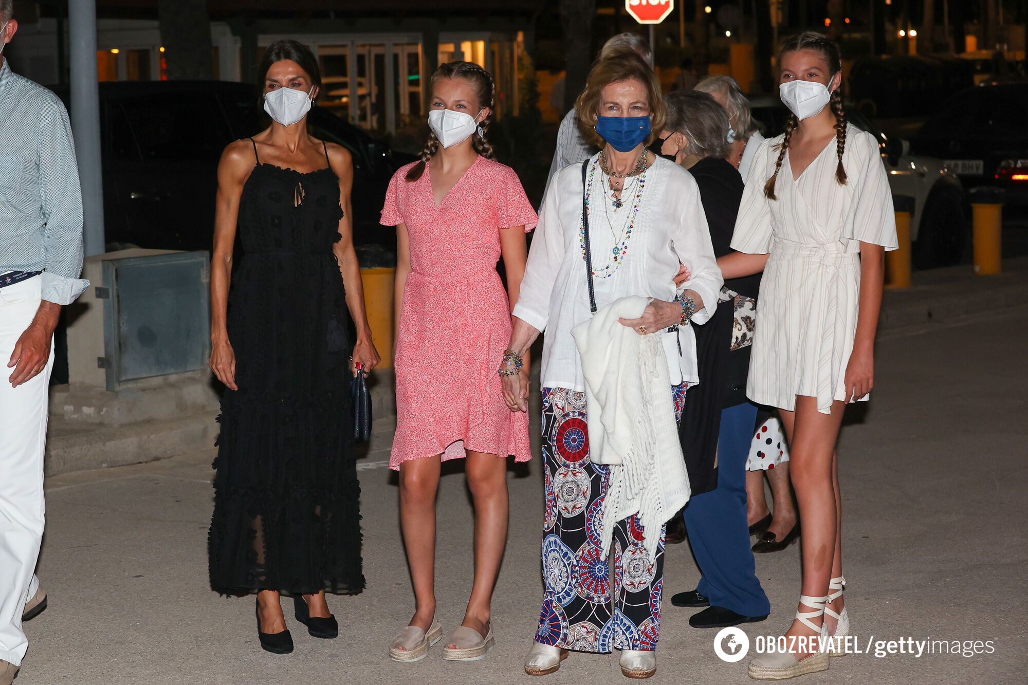 Летиція з сім'єю у відпустці